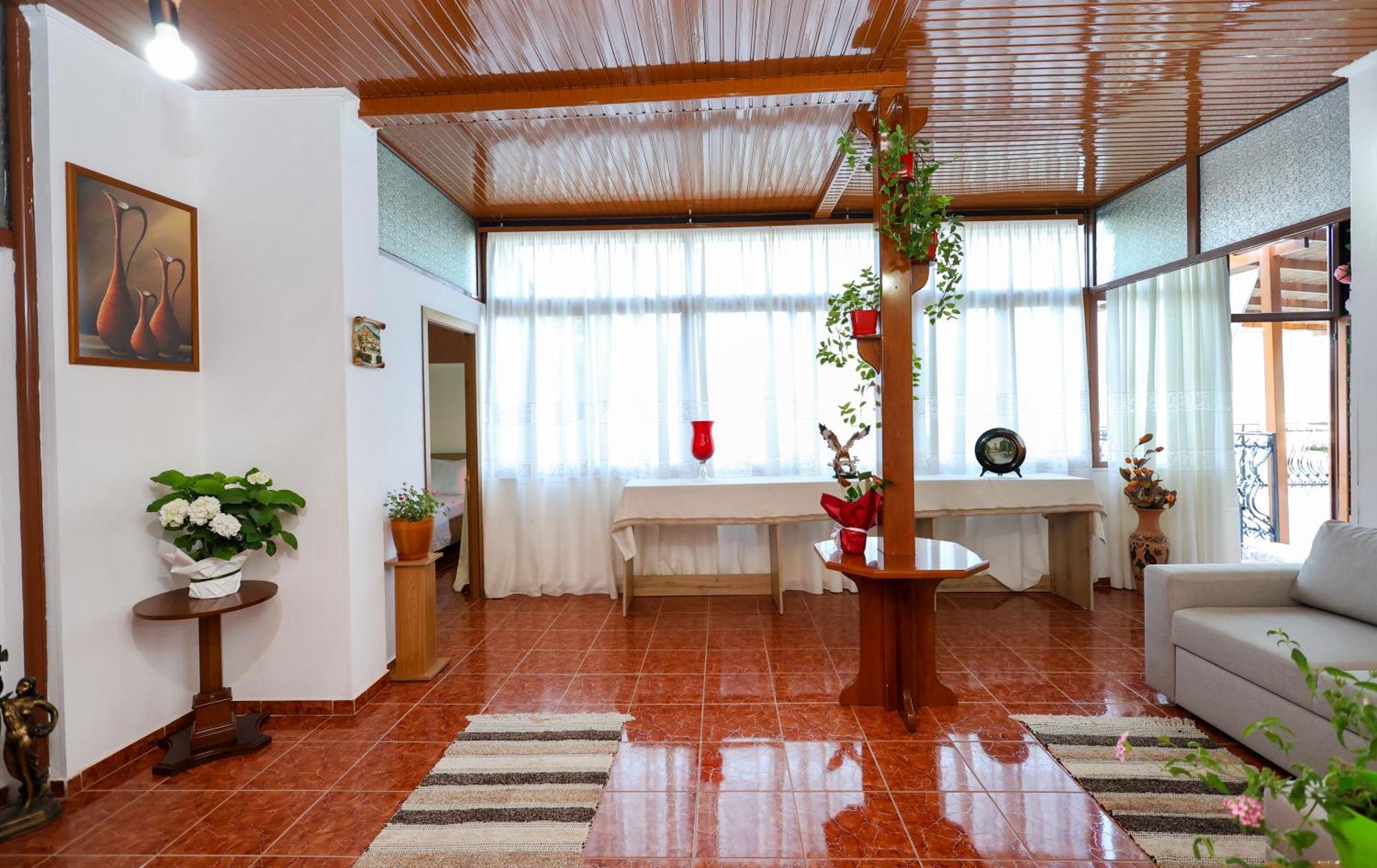Vila Spahiu Berat Exteriör bild